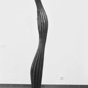 AIRY SPACEDREAMER, legno, H 220 cm, 2017