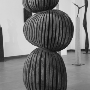 DICKER RAUMTRÄUMER, Eiche, patiniert, H 155 cm, 2019